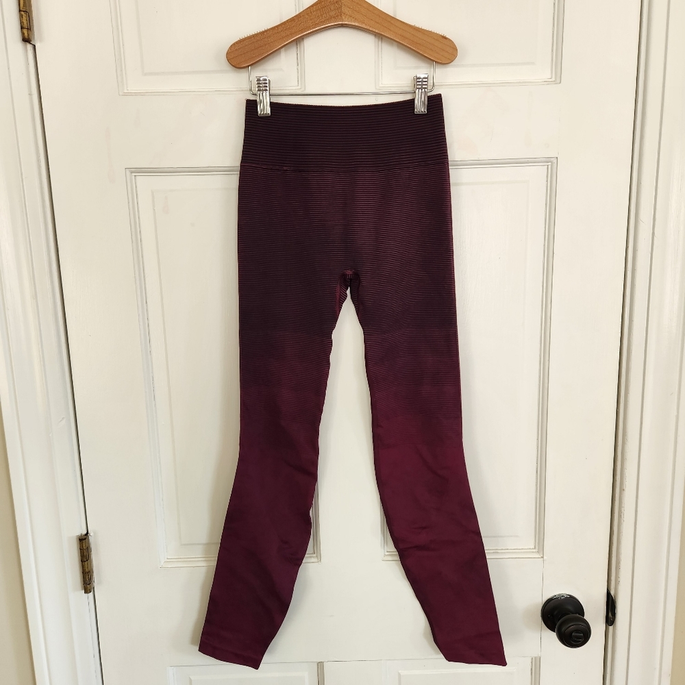 Lululemon Ebb To Train Tight - Picture 2 of 5